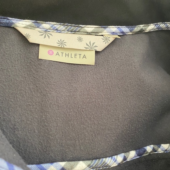 Athleta Ruffle Rain Jacket - Picture 5 of 8